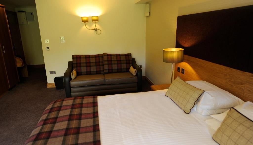 Craigmhor Lodge & Courtyard Pitlochry Room photo